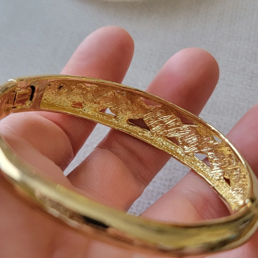 Gold Rhinestone Twisted Hinged Bracelet